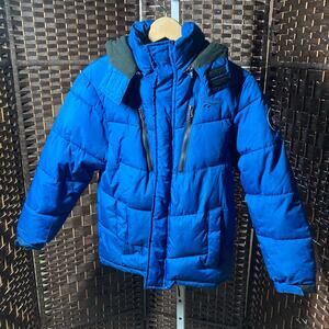 Reebok 1895 Youth Size MED(10-12) Royal Blue Winter Puffer Coat. Pre-Owned